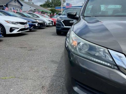 Used 2015 Honda Accord LX image 2