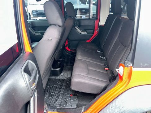 Used 2015 Jeep Wrangler Unlimited Sport w/ Quick Order Package 24S image 23