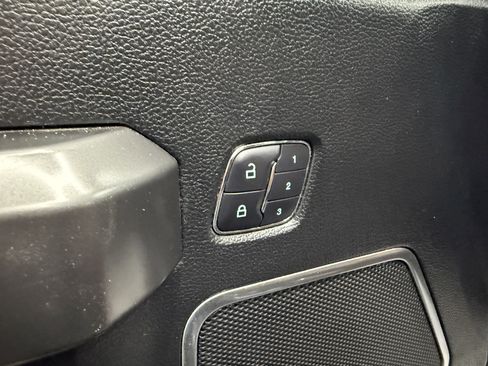 Used 2017 Ford F150 Limited AWD/4WD image 14
