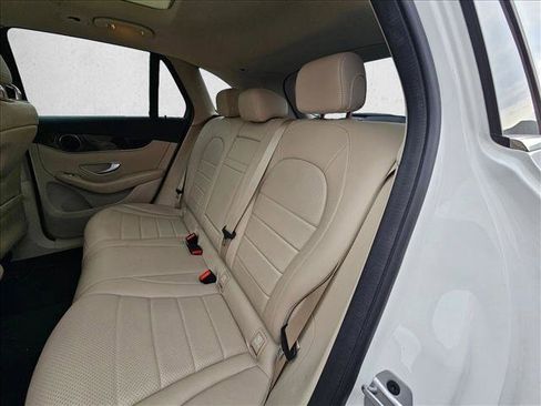 Used 2022 Mercedes-Benz GLC 300 GLC 300 image 19