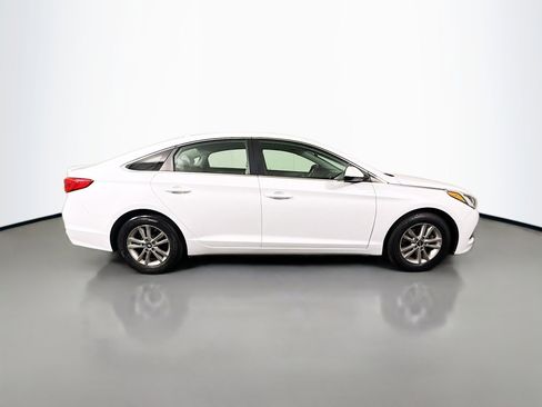 Used 2016 Hyundai Sonata SE image 11