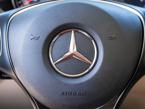Used 2019 Mercedes-Benz GLC 300 image 27
