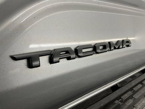 Used 2024 Toyota Tacoma TRD Sport image 24