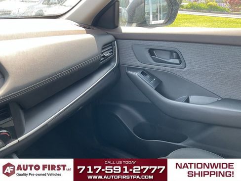 Used 2023 Nissan Rogue S AWD/4WD image 27