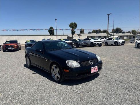 Used 2000 Mercedes-Benz SLK 230 image 3