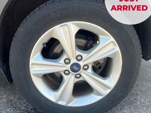 Used 2016 Ford Escape SE w/ SE Cold Weather Package FWD image 15