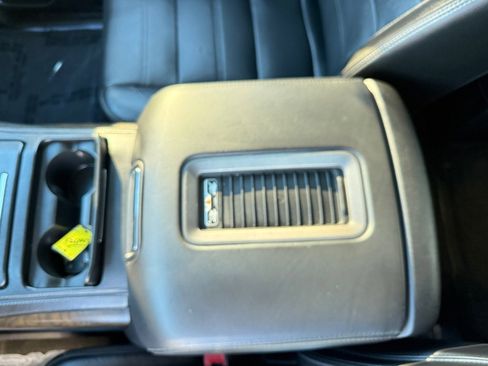 Used 2018 GMC Yukon Denali w/ Denali Ultimate Package image 27