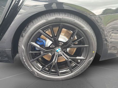 Used 2021 BMW M550i xDrive w/ Executive Package AWD/4WD image 12