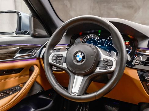 Used 2019 BMW 540i RWD image 19