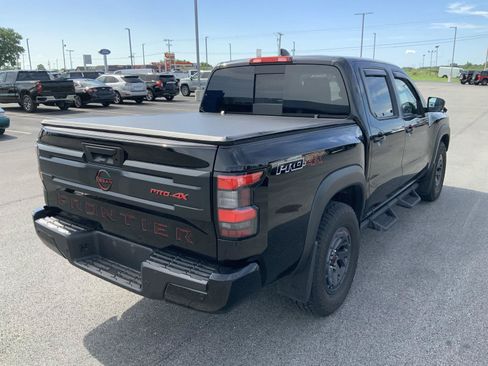 Used 2025 Nissan Frontier PRO-4X AWD/4WD image 12