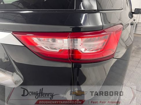 Used 2019 Chevrolet Traverse LS w/ LPO, Black Accent Package AWD/4WD image 14