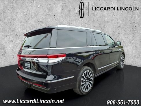 Used 2023 Lincoln Navigator L Black Label AWD/4WD image 4