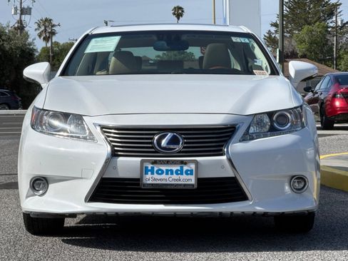 Used 2015 Lexus ES 300h w/ Navigation System Package FWD image 5