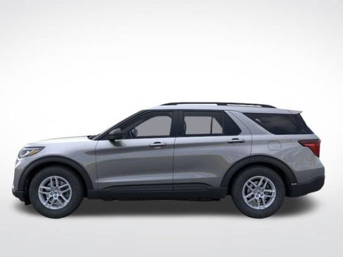 New 2026 Ford Explorer Active RWD image 5