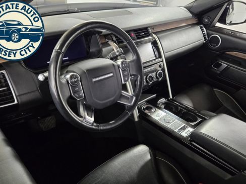 Used 2018 Land Rover Discovery HSE Luxury AWD/4WD image 11