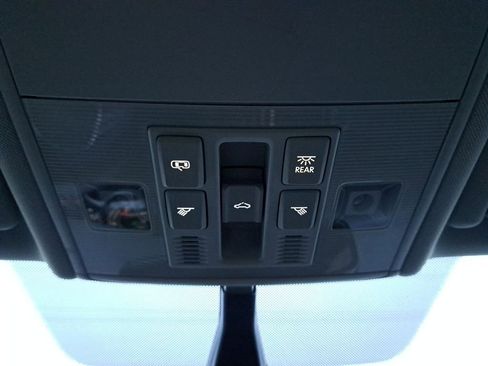 Used 2017 Volkswagen Golf SEL image 34