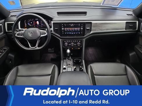 Used 2022 Volkswagen Atlas Cross Sport SE FWD image 17