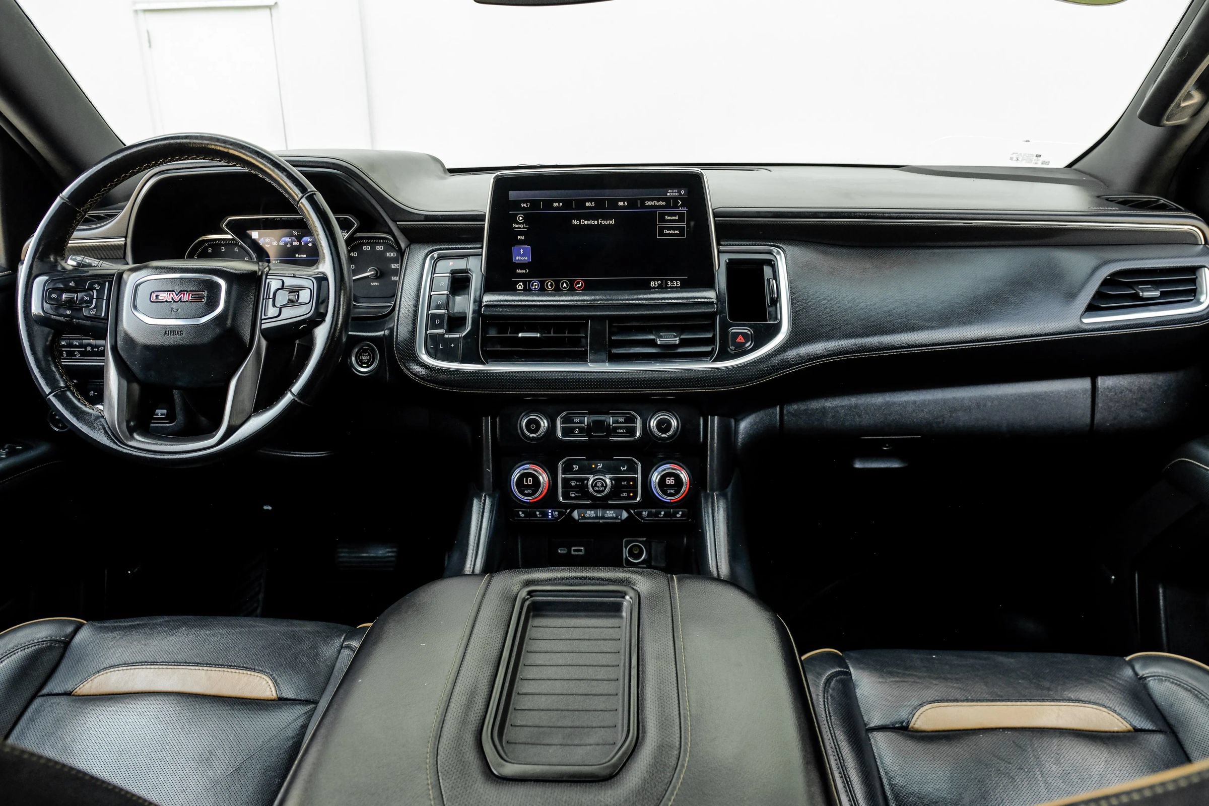 Used 2021 GMC Yukon AT4 w/ AT4 Premium Plus Package AWD/4WD image 22