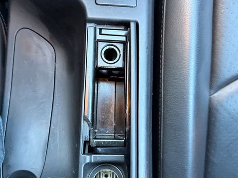 Used 2007 Porsche Cayman image 17