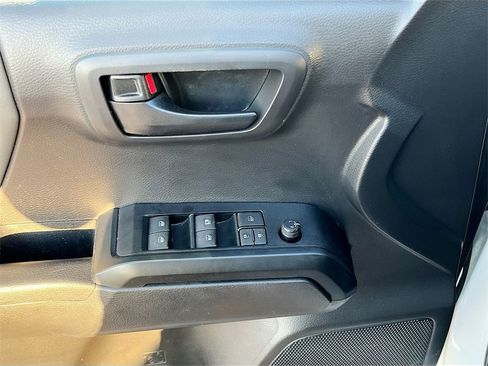 Used 2023 Toyota Tacoma SR image 17