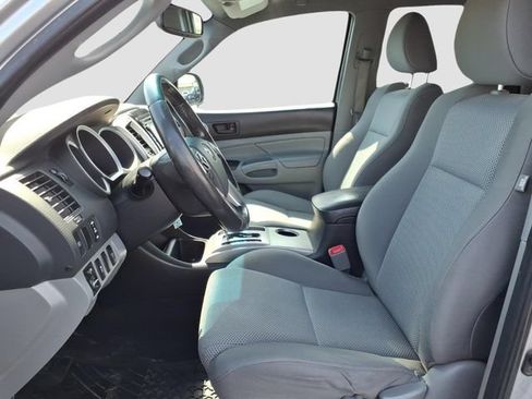 Used 2014 Toyota Tacoma 4x4 Double Cab image 5