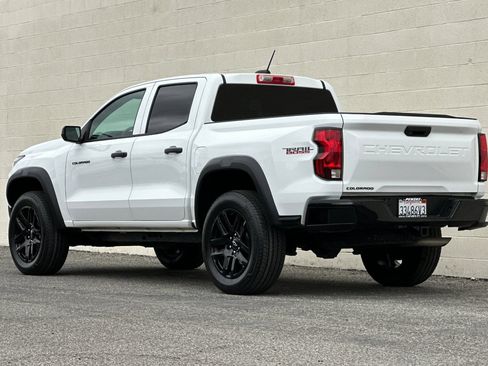 Certified 2023 Chevrolet Colorado Trail Boss w/ Advanced Trailering Package AWD/4WD image 6