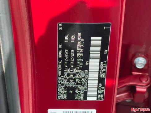 Certified 2025 Toyota Grand Highlander AWD Hybrid image 33