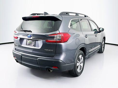 Used 2024 Subaru Ascent Premium w/ Convenience Package image 9