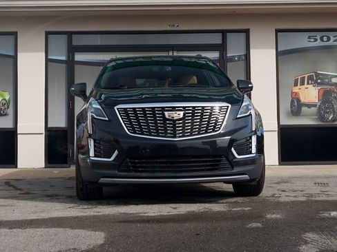 Used 2020 Cadillac XT5 Premium Luxury w/ LPO, Floor Liner Package image 7