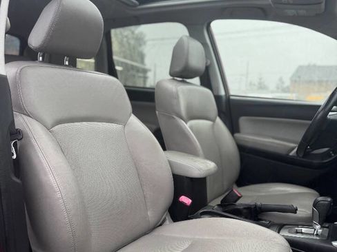 Used 2014 Subaru Forester 2.5i Limited image 7