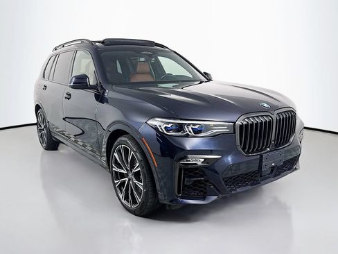 Used 2021 BMW X7 M50i w/ Dynamic Handling Package AWD/4WD image 7