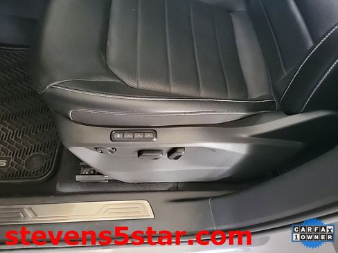 Used 2024 Volkswagen Atlas Cross Sport SEL R-Line image 13