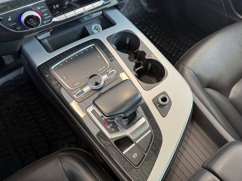 Used 2018 Audi Q7 2.0T Premium Plus AWD/4WD image 19
