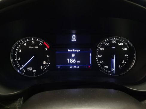 Used 2019 Cadillac XT4 Premium Luxury FWD image 23