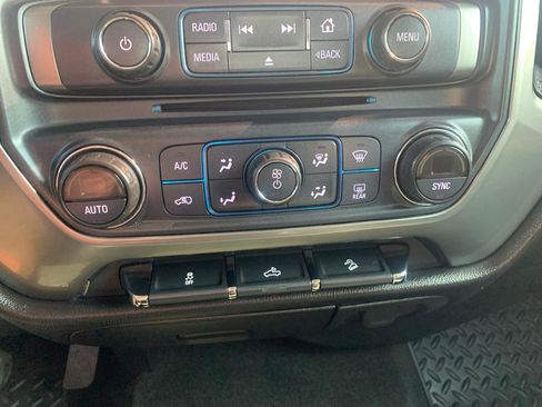 Used 2017 Chevrolet Silverado 2500 LT w/ All Star Edition AWD/4WD image 28