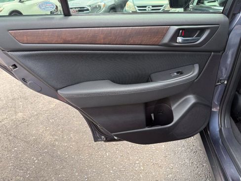 Used 2016 Subaru Outback 2.5i Limited AWD/4WD image 30