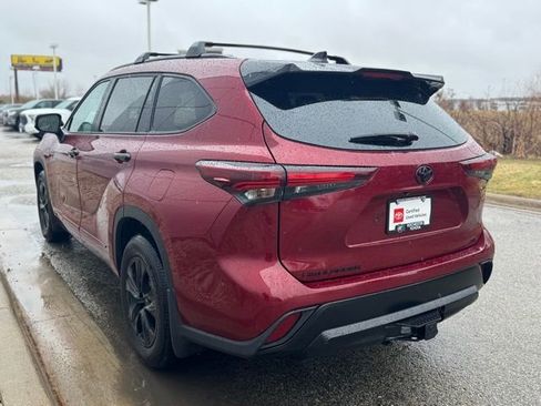 Certified 2025 Toyota Highlander XLE image 44