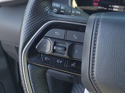 Used 2024 Toyota Tundra Limited image 32