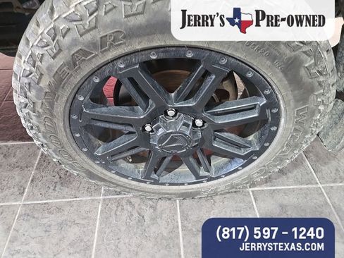 Used 2019 Toyota Tundra SR image 7