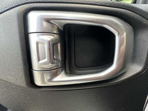 Used 2021 Jeep Wrangler Unlimited Rubicon w/ Steel Bumper Group AWD/4WD image 35