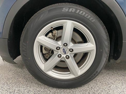 Used 2017 Ford Explorer XLT w/ Equipment Group 202A image 26