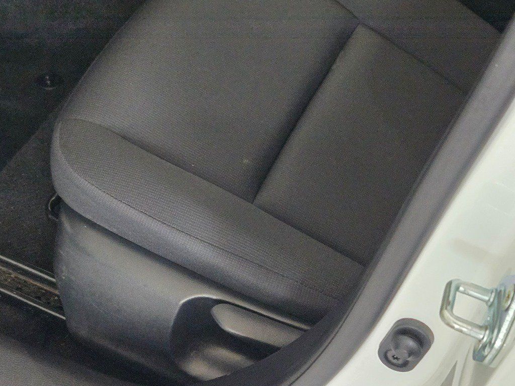 Used 2025 Toyota Corolla LE FWD image 19