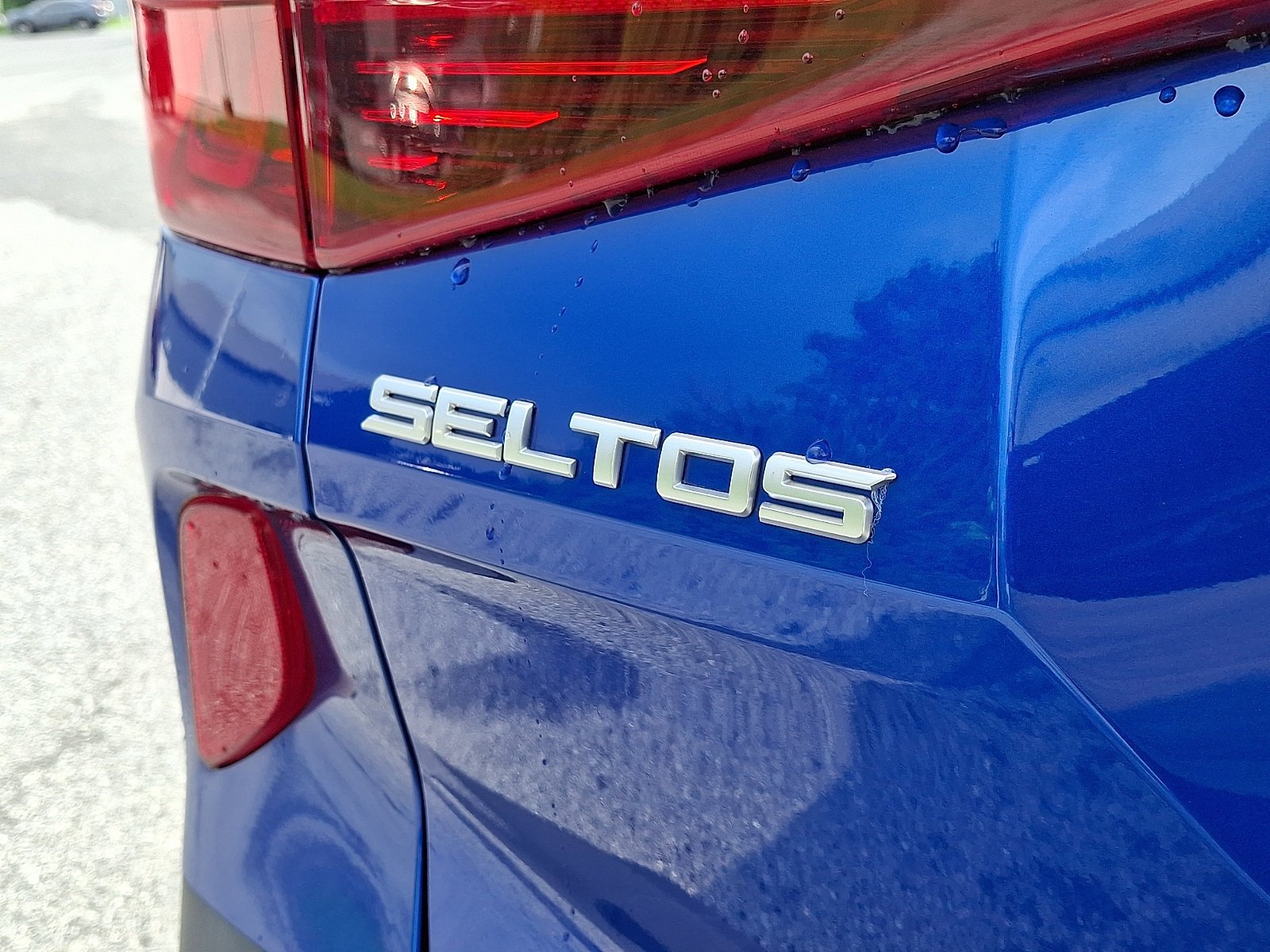 Used 2022 Kia Seltos Nightfall Edition AWD/4WD image 30