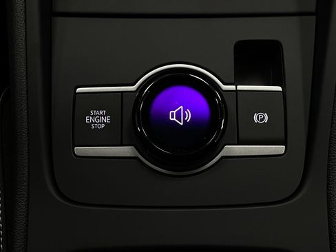 New 2026 Volkswagen Tiguan SE R-Line image 24