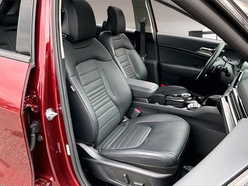 Used 2025 Kia Sportage SX Prestige image 25