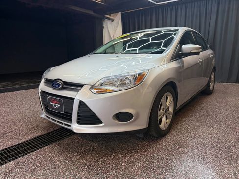 Used 2014 Ford Focus SE image 3