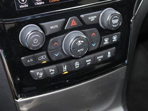 Used 2020 Jeep Grand Cherokee High Altitude image 26