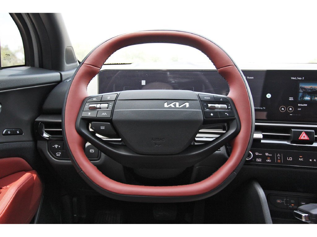 New 2026 Kia Sportage SX FWD image 13