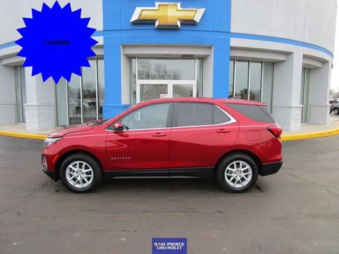 Used 2023 Chevrolet Equinox LT AWD/4WD image 1