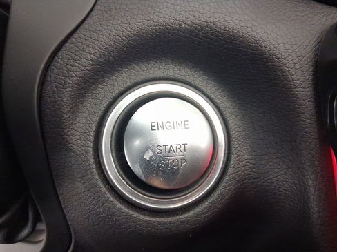 Used 2013 Mercedes-Benz SLK 55 AMG image 22